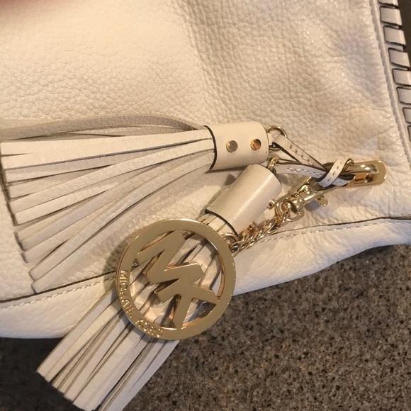 Michael Kors Handbags - Cream colored Michael Kors Large Hobo Bag